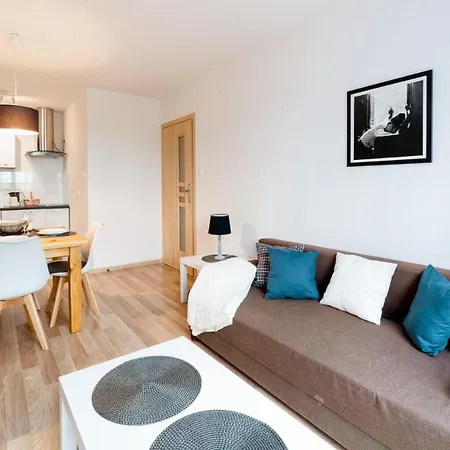 Everysky - Lesny Dom 16 - 18 Apartment