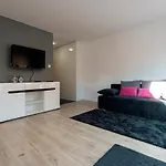 Everysky - Lesny Dom 16 - 18 Apartment *